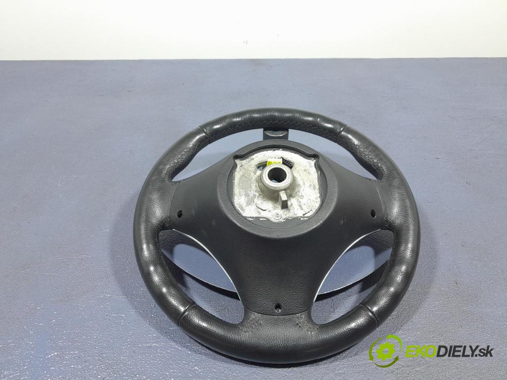 Bmw Seria 1 2007 volant 6769894