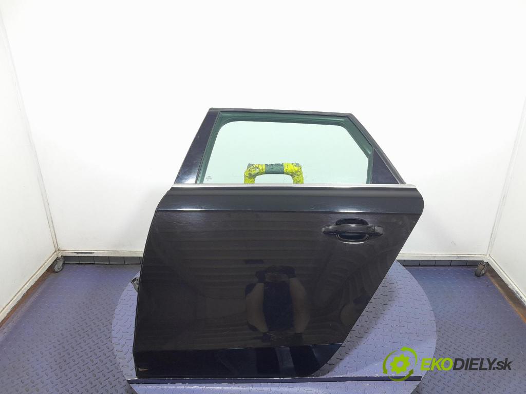 Audi A4 2012 dvere zad Vľavo: