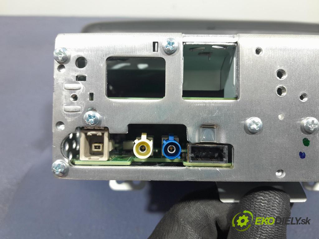 Hyundai I30 2021 Radio I Navigácia: 96160-G4310