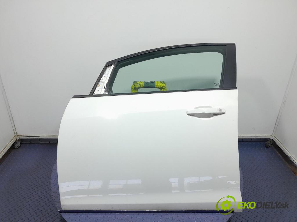 Opel Astra 2013 dvere Predné Vľavo: