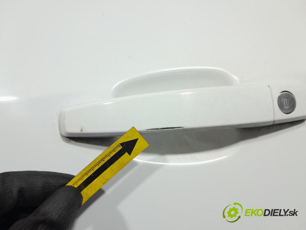 Opel Astra 2013 dvere Predné Vľavo:
