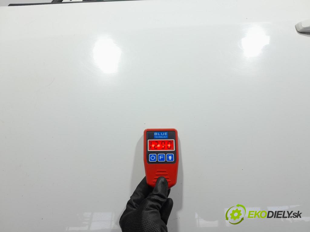 Opel Astra 2013 dvere Predné Vľavo:
