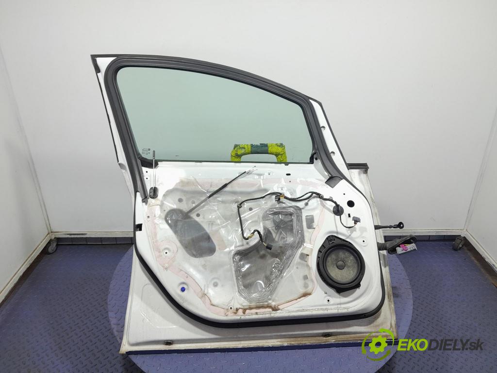 Opel Astra 2013 dveře před Vlevo, odjet: 