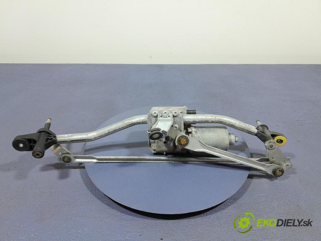 Audi A4 2012 mechanismus motorek Stěrače: před 8K1955119A