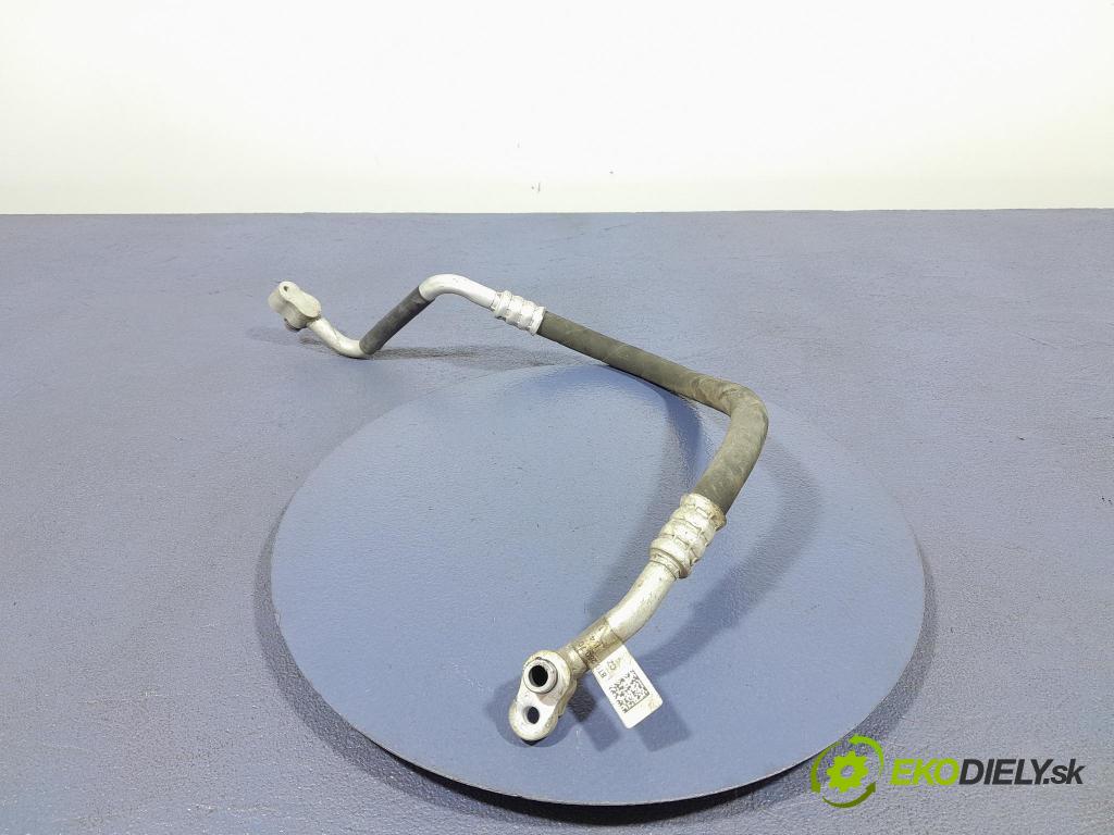 Audi A4 2012 rúrka Klimatizácia: 8T0260701C
