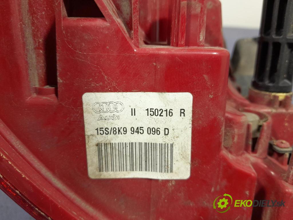 Audi A4 2012 svetlo / reflektor zad Prava: Vonkajsia: 8K9945096D