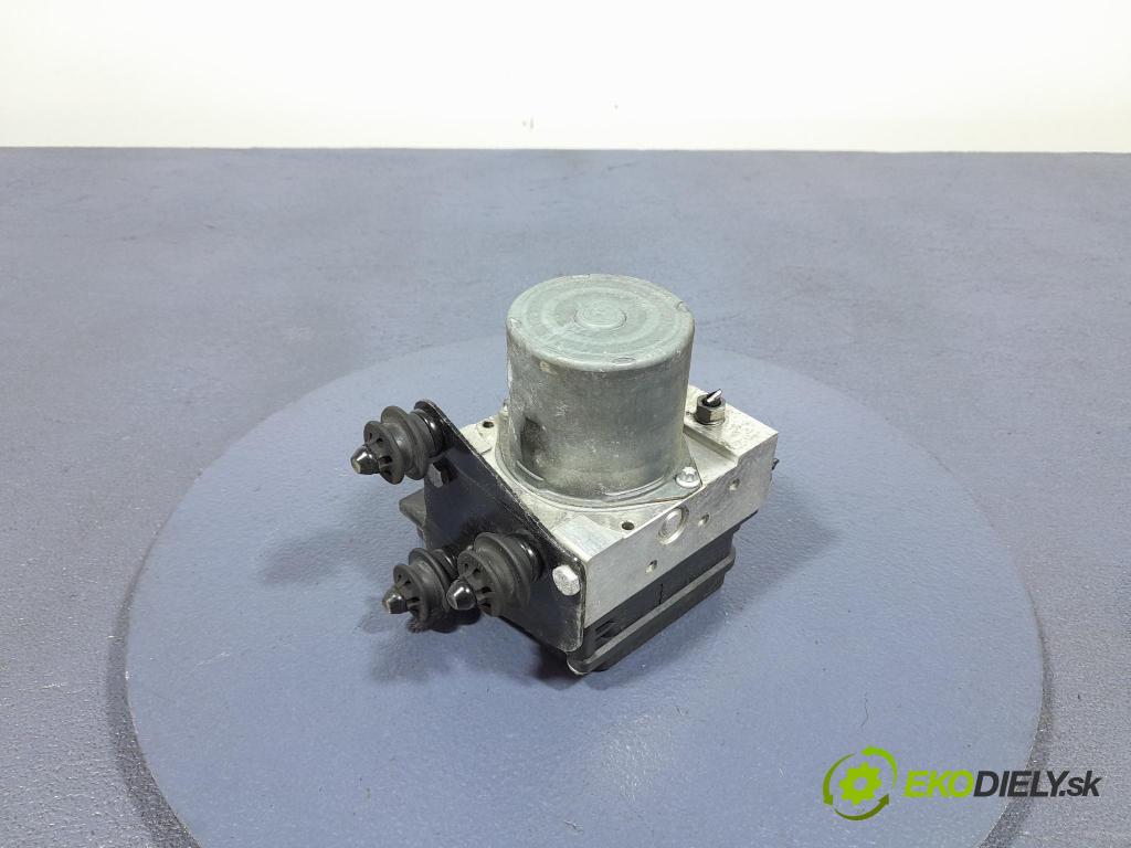 Audi A4 2012 čerpadlo ABS x 8K0614517GH