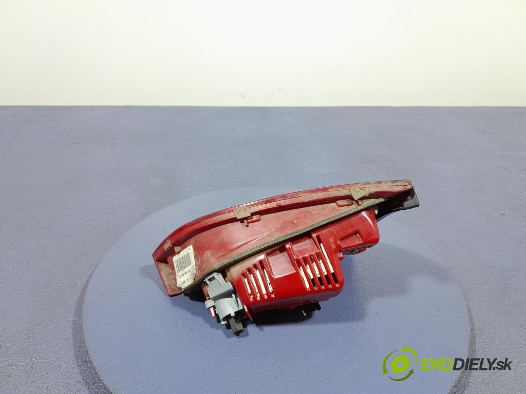 Audi A4 2012 svetlo / reflektor zad ľavá Vnútri: 8K9945093E