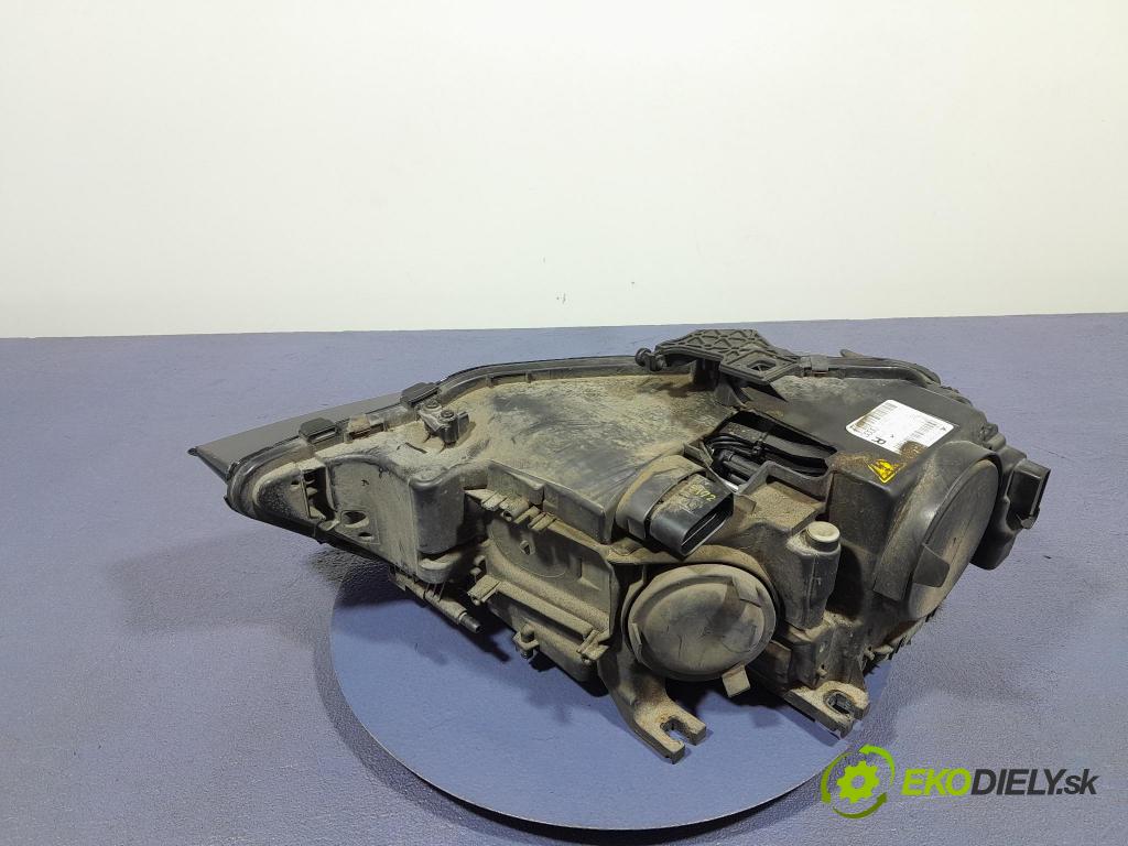 Audi A4 2012 Reflektor: v pravo: 8K0941006C