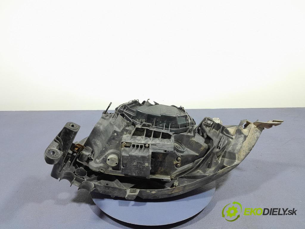 Bmw Seria 1 2007 Reflektor: v pravo: 7170292