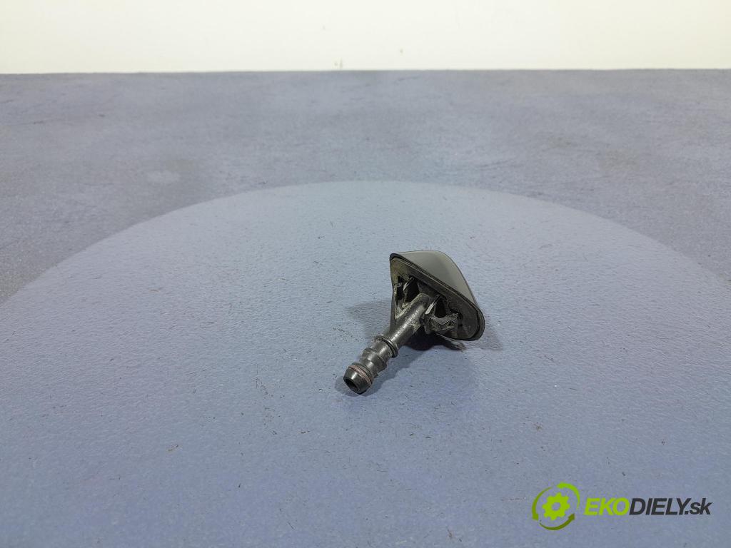 Bmw Seria 1 2007 ostrekovač 7179466