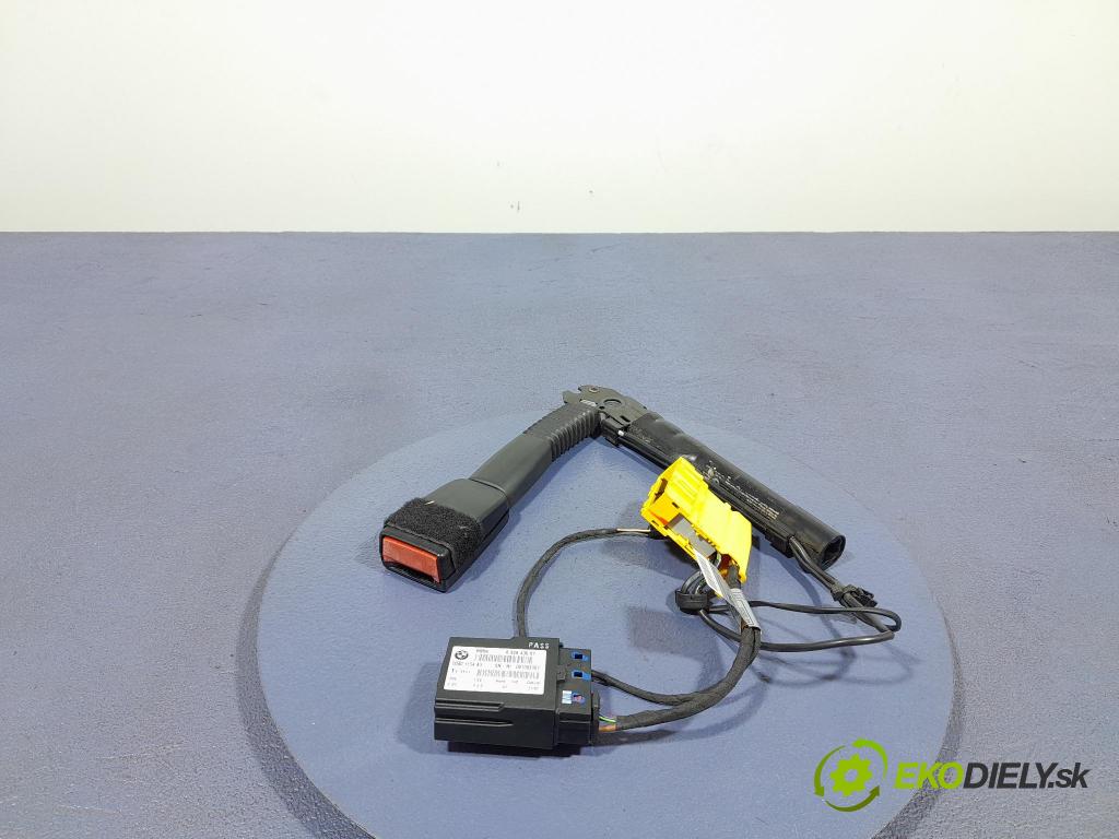 Bmw Seria 1 2007 Pásy: Bezpečnosť: x 33044477F