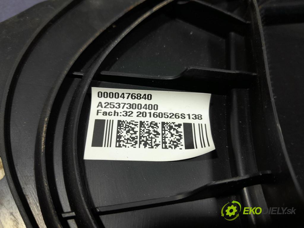 Mercedes Glc-klasa 2016 sklo dvere zad Prava: A2537300400