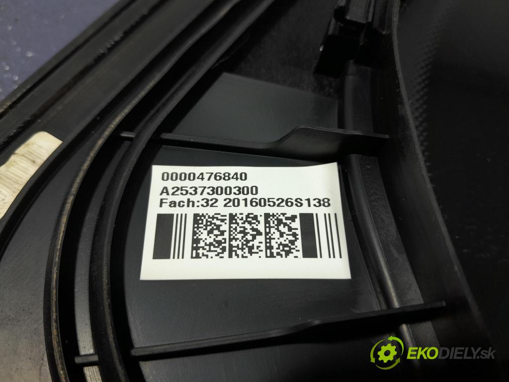 Mercedes Glc-klasa 2016 sklo dvere zad ľavé A2537300300