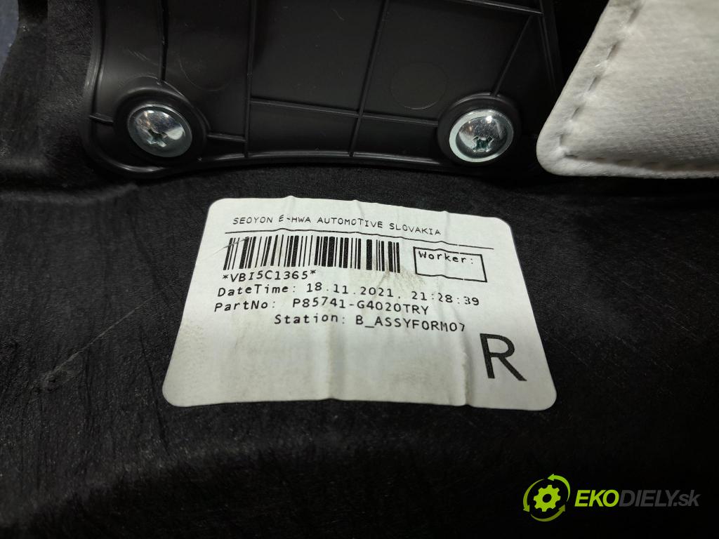 Hyundai I30 2021 Čalounictví: kufra: 85741-G4020