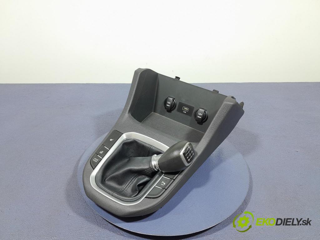 Hyundai I30 2021 kryt Plast: Interiéry: 84651-G4000