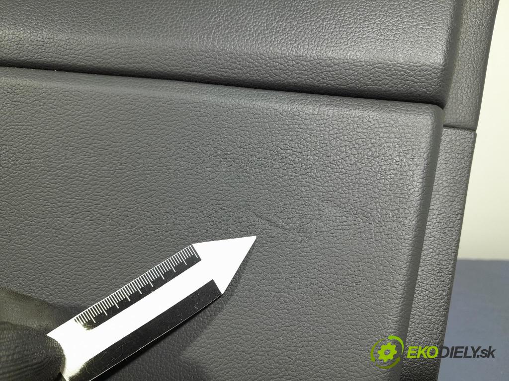 Hyundai I30 2021 Čalounictví: dvere Predné Prava: 82302-G4010
