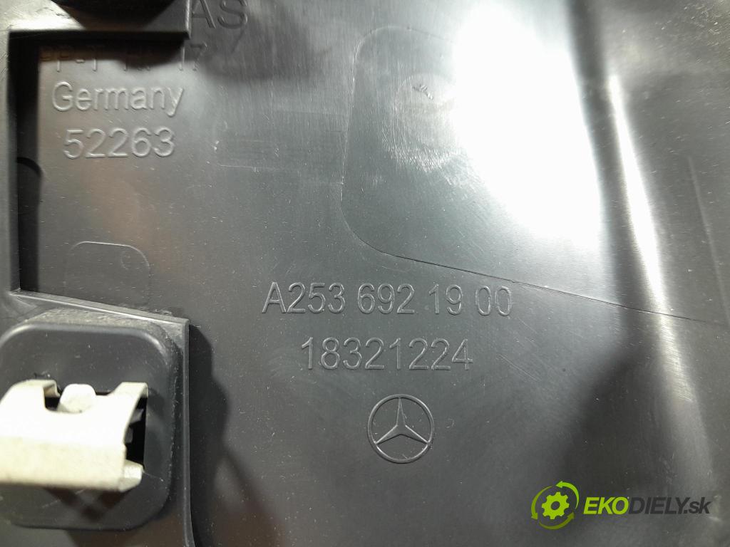 Mercedes Glc-klasa 2016 kryt Plast: Interiéry: A2536900325