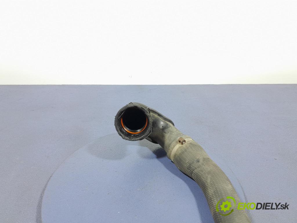 Opel Astra 2013 rúrka Vzduch: 13327298