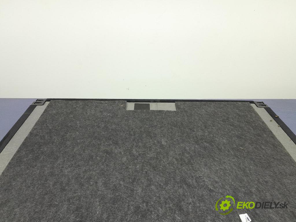 Mercedes Glc-klasa 2016 koberec do auta A2536800502