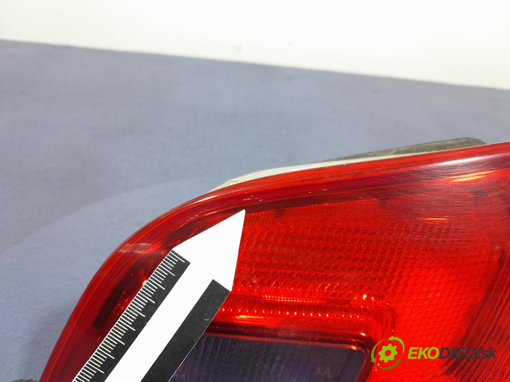 Opel Astra 2013 svetlo / reflektor zad Prava: Vnútri: 13282247