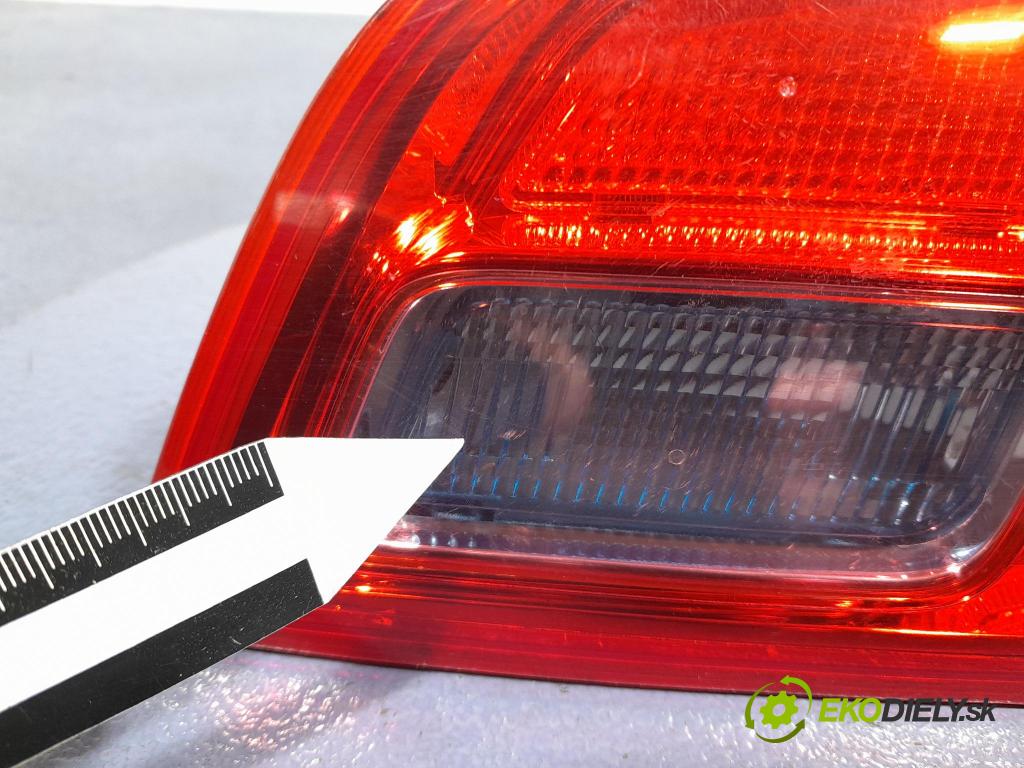 Opel Astra 2013 svetlo / reflektor zad Prava: Vnútri: 13282247