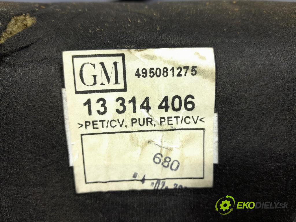 Opel Astra 2013 kokpit,pristrojová doska 13301067