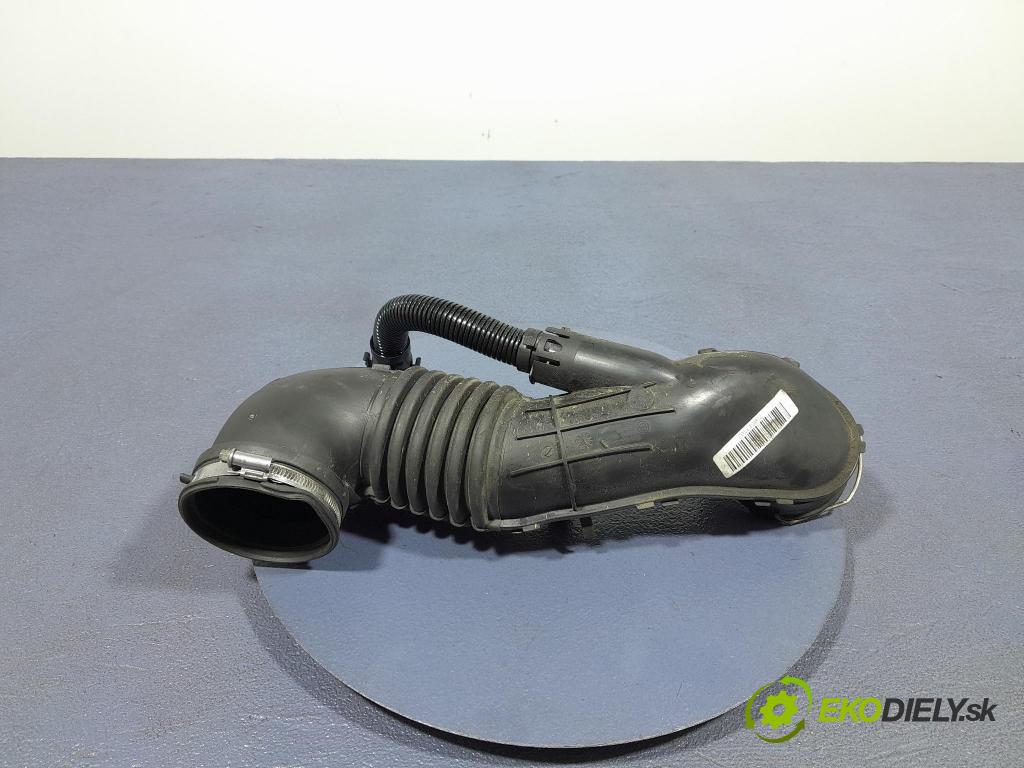 Bmw Seria 1 2007 rúrka Vzduch: 7804846