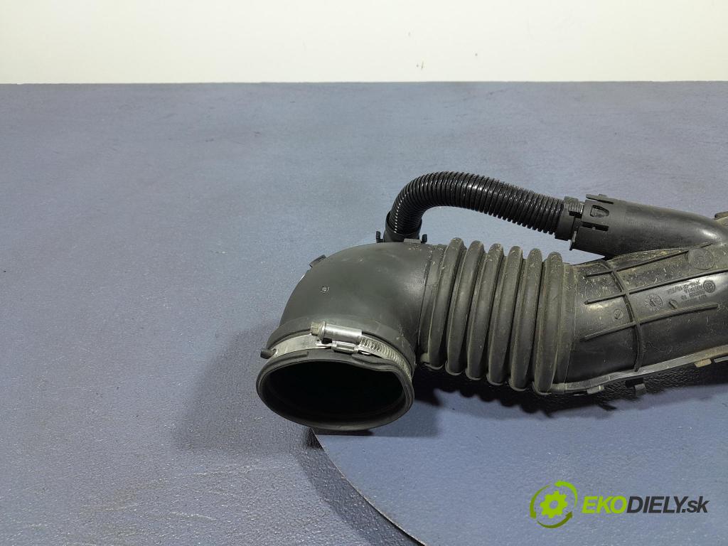 Bmw Seria 1 2007 rúrka Vzduch: 7804846