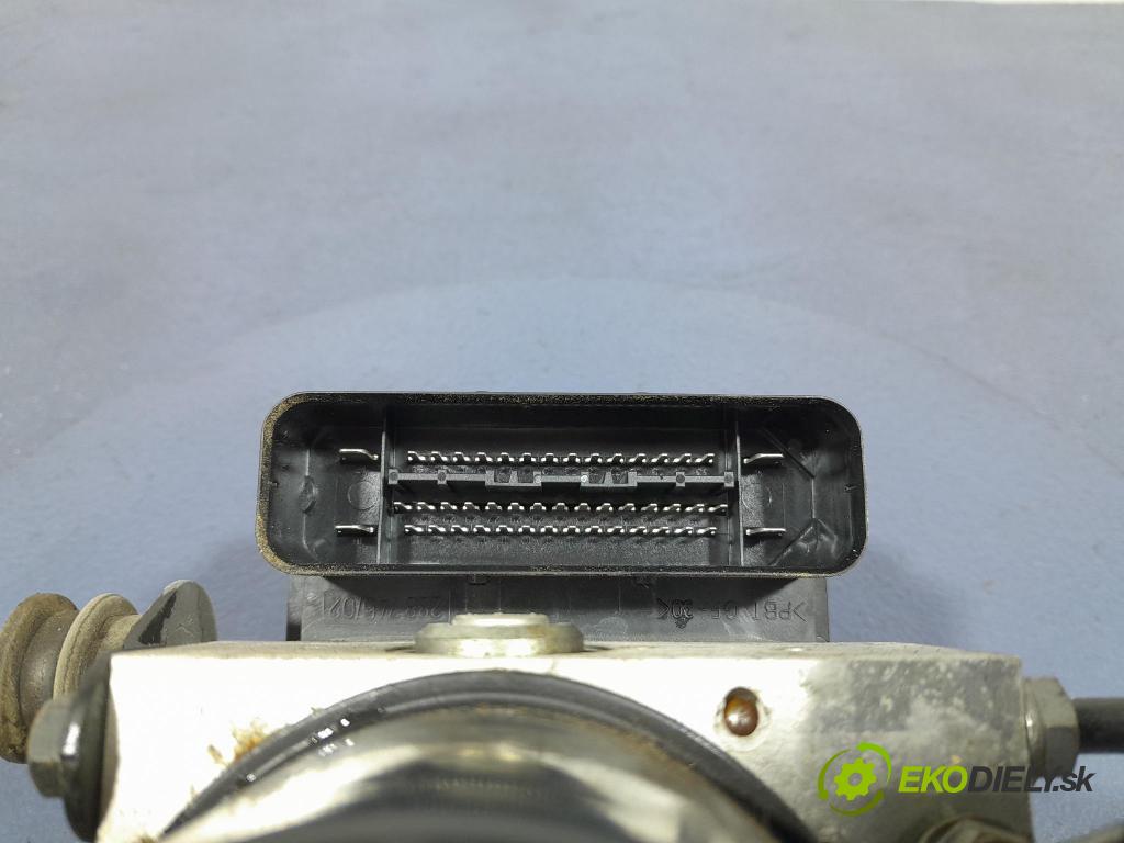 Vw Touran 2006 čerpadlo ABS x 1K0614517T