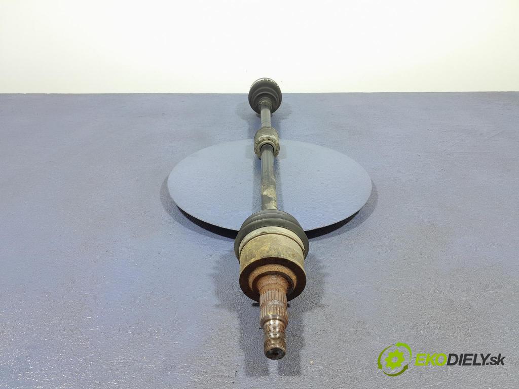 Opel Astra 2013 poloos Prava: Predné