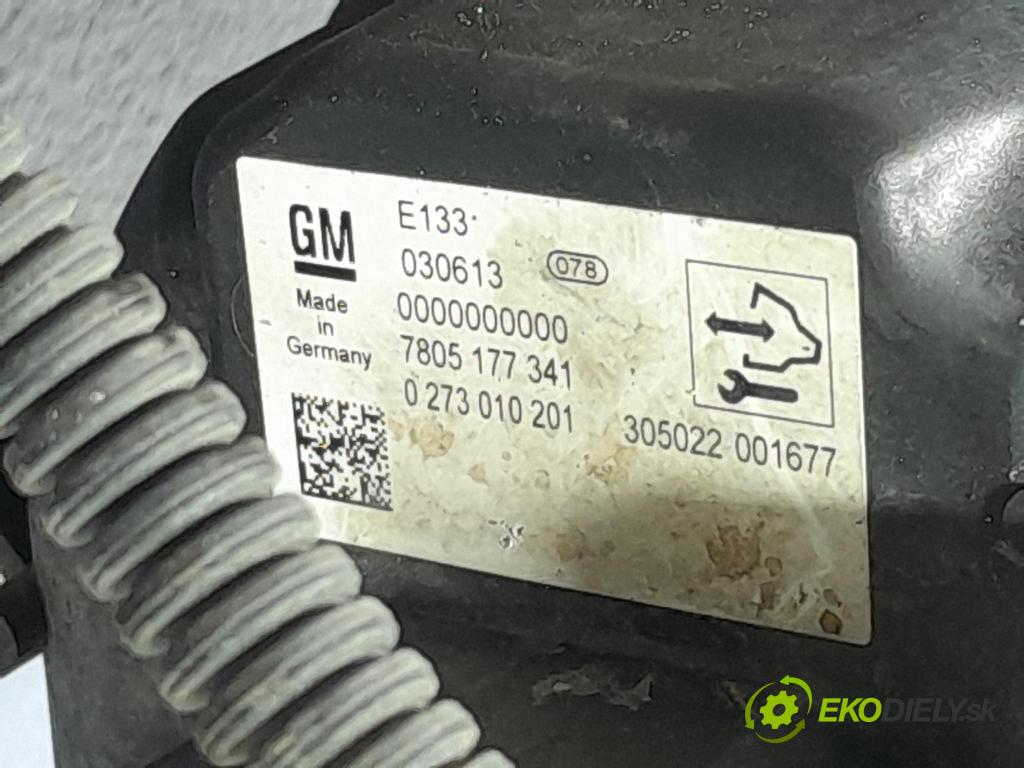 Opel Astra 2013 řízení volantu 7817974101