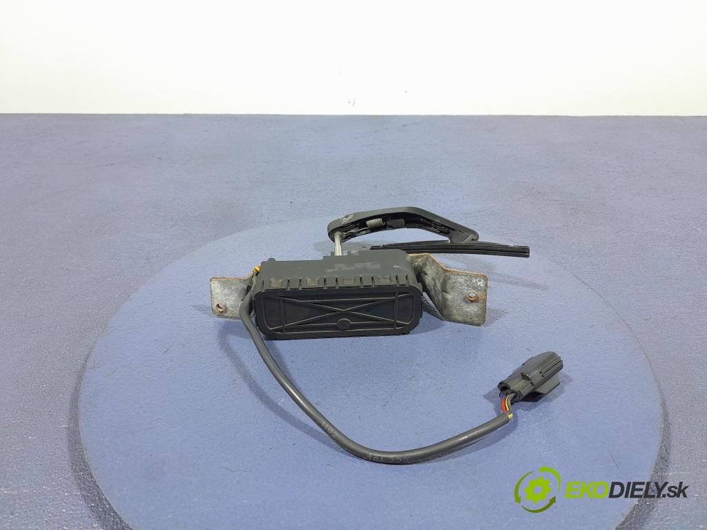 Volvo Xc70 2000 mechanizmus motor: Stierače: Predné 8620959