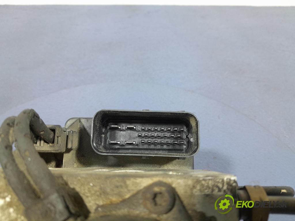 Volvo Xc70 2000 čerpadlo ABS x 9467586