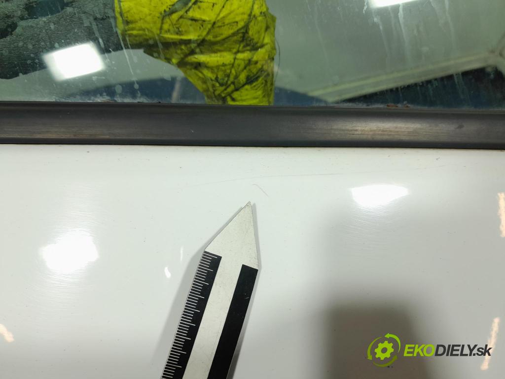 Opel Astra 2013 dvere Predné pravé