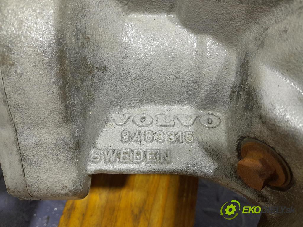Volvo Xc70 2000 Most: Zadný: 9463315