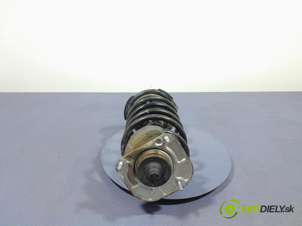 Volvo Xc70 2000 tlumič před Lewy. 554041