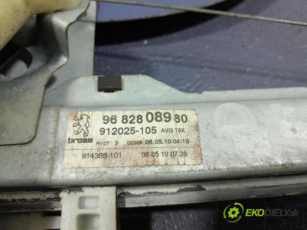 Peugeot 5008 2010 mechanizmus okna Okná: Predné Vľavo: 9682808980