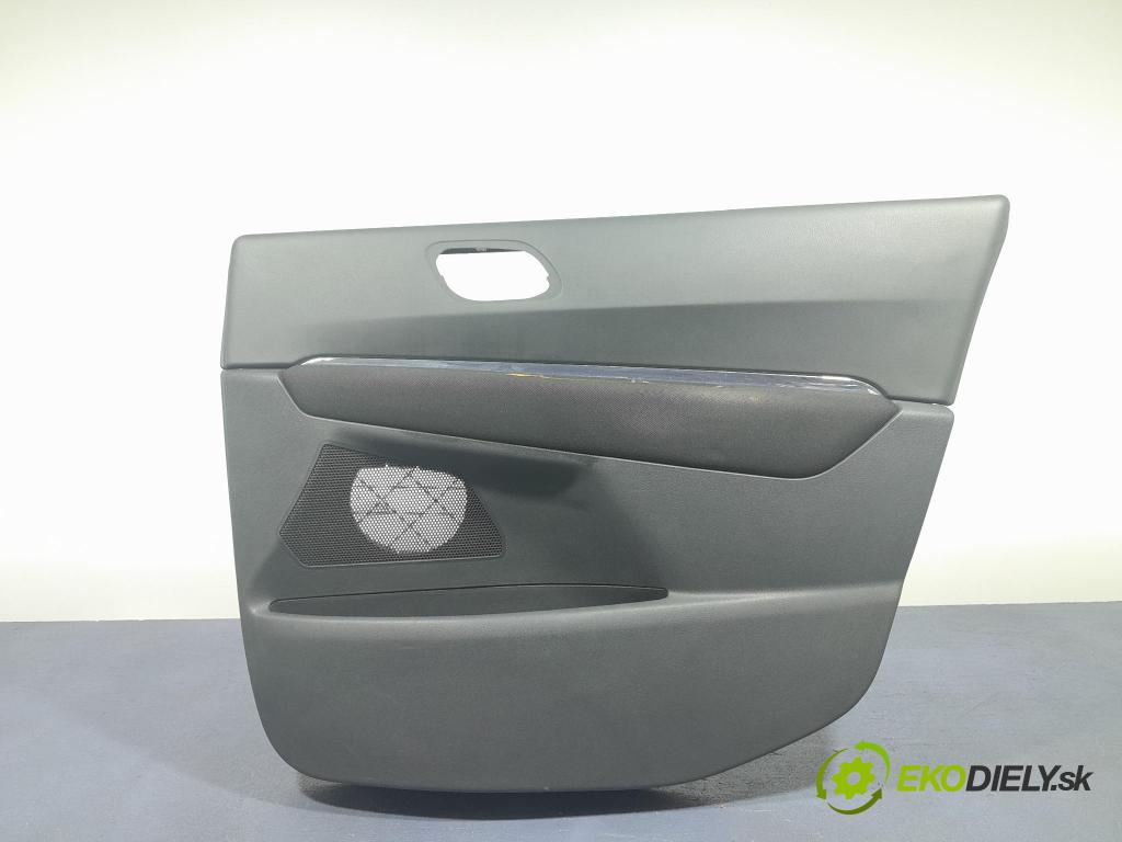 Peugeot 5008 2010 Čalounictví: dvere Predné Prava: