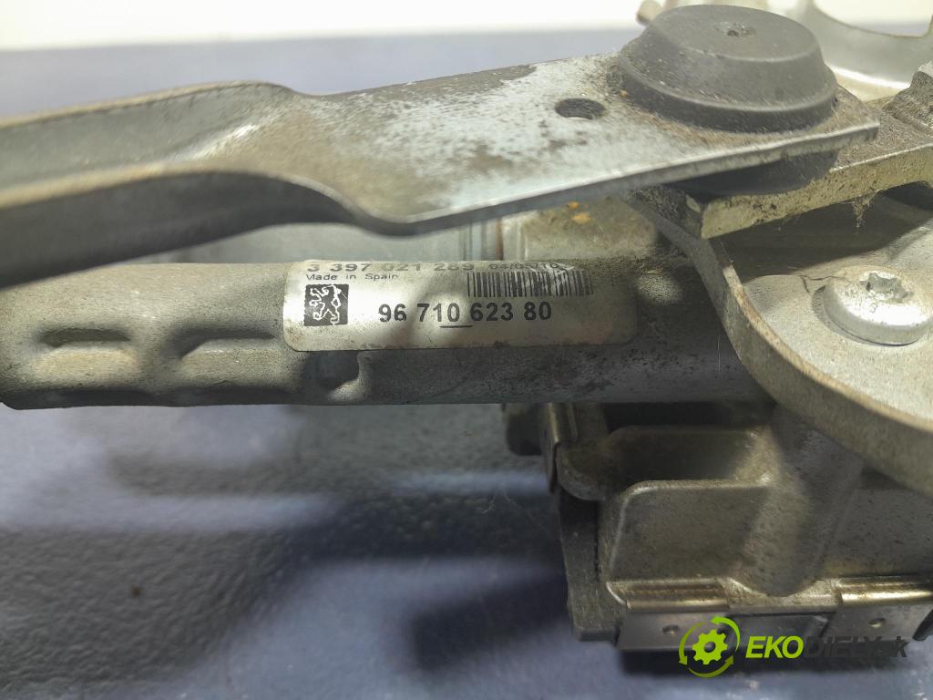 Peugeot 5008 2010 mechanizmus motor: Stierače: Predné 9671062380