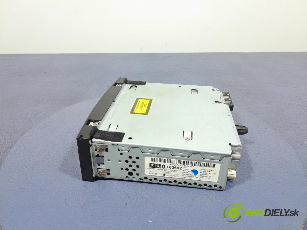 Peugeot 5008 2010 Radio I Navigácia: 96661984XT