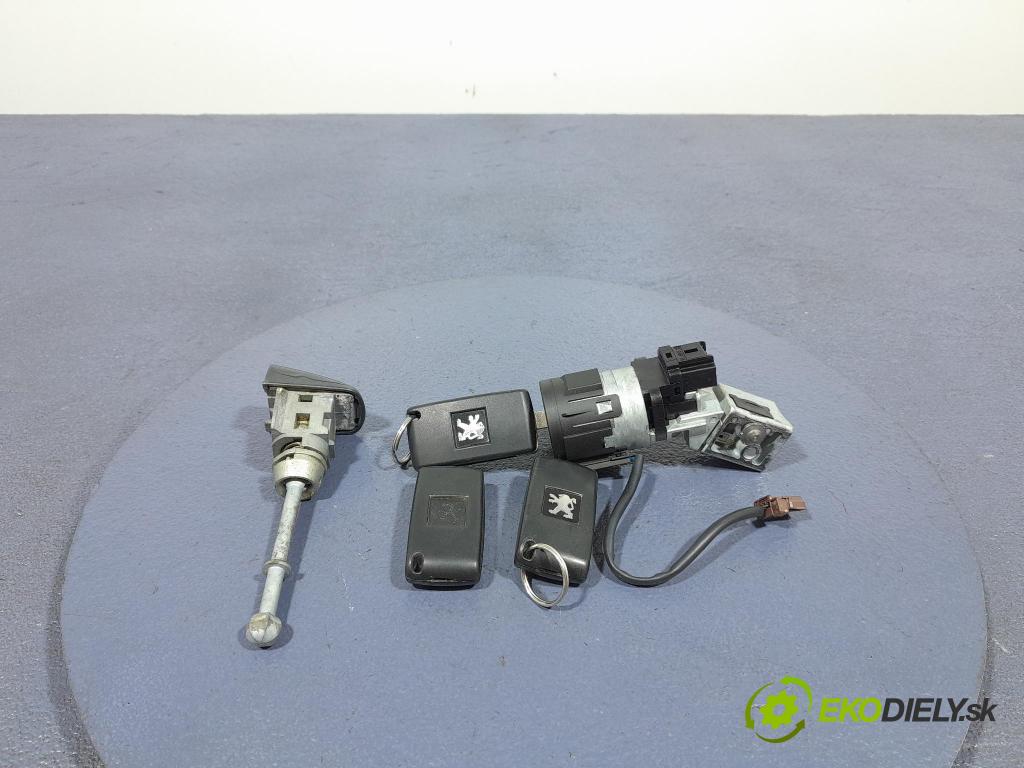 Peugeot 5008 2010 Spínač zapaľovania: 9663123380