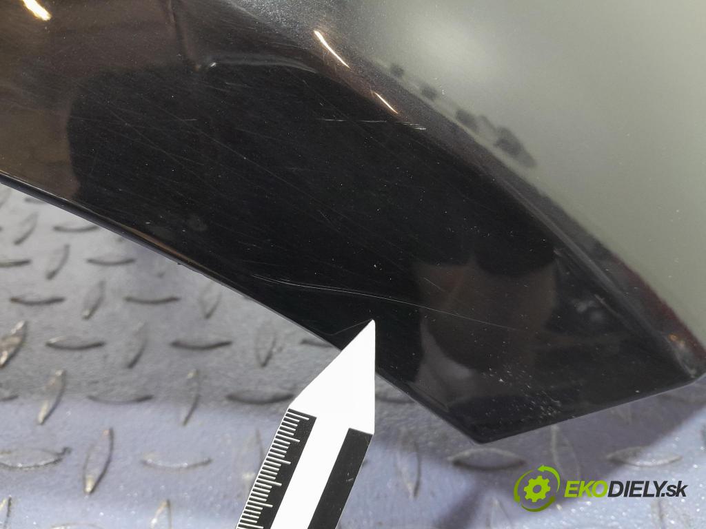 Bmw Seria 1 2007 blatník Predné v pravo: