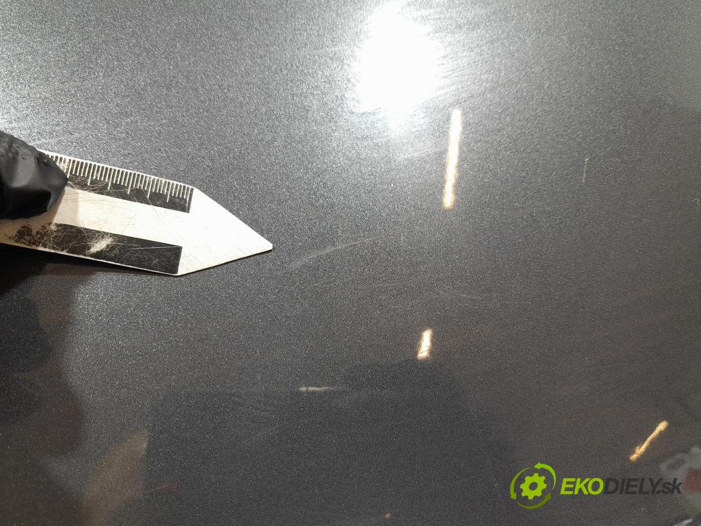 Peugeot 5008 2010 dvere zad pravé
