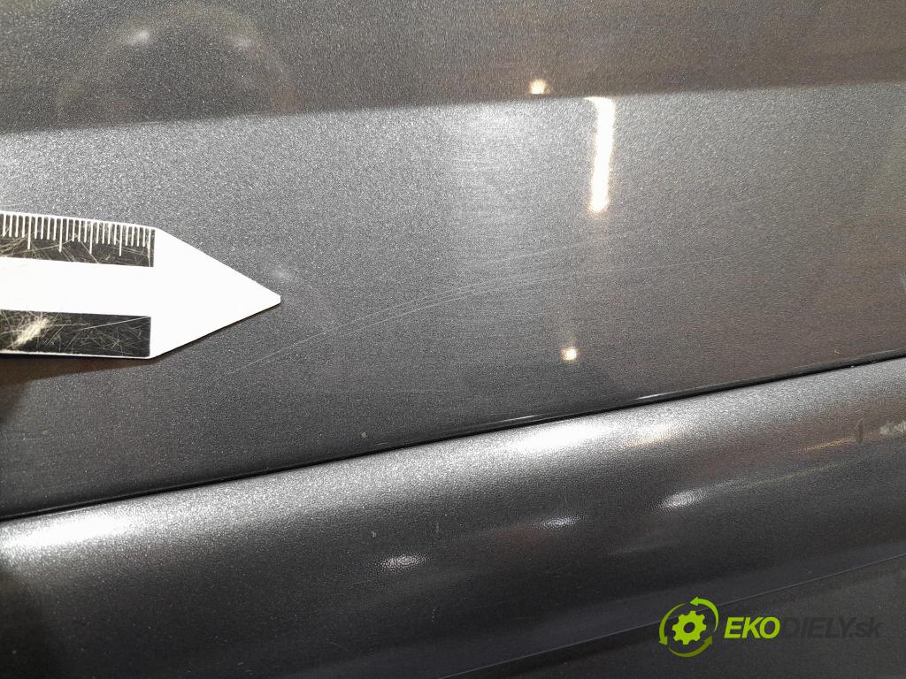 Peugeot 5008 2010 dvere zad pravé