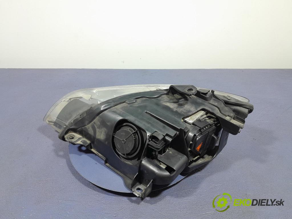 Audi Q7 2008 Reflektor: v pravo: 4L0941004A