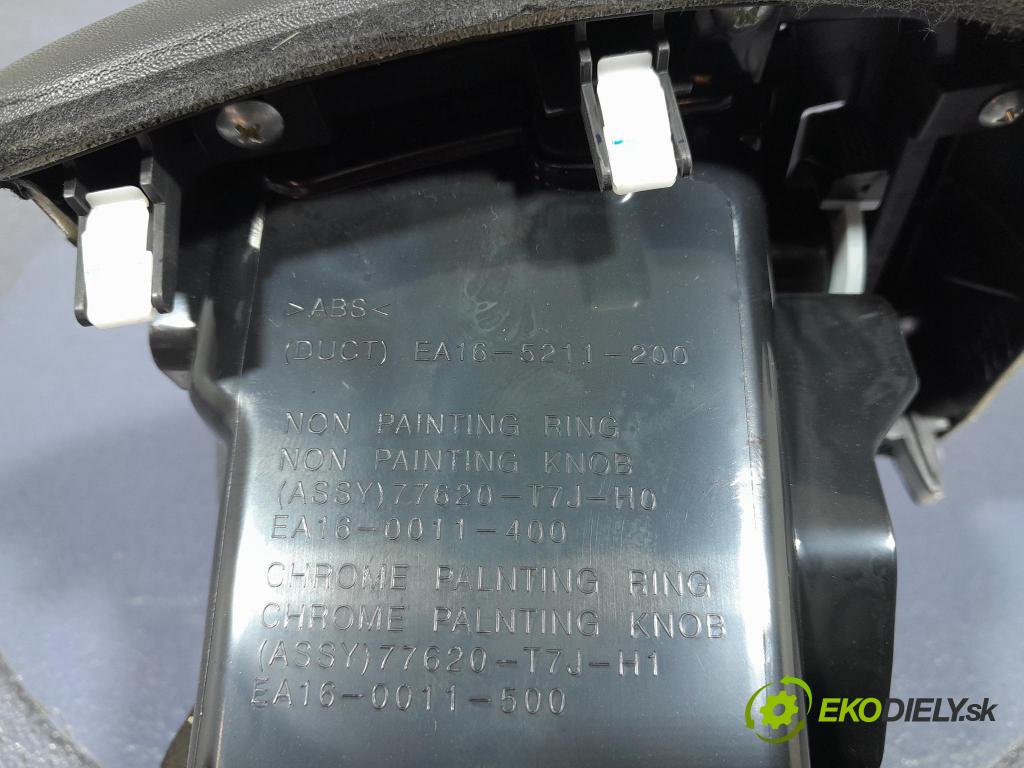 Honda Hr-v 2020 GRIDS: Prúd vzduchu: Vzduch: EA16-5211-200