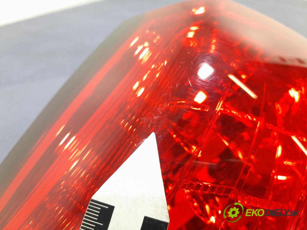 Honda Hr-v 2020 svetlo / reflektor zad ľavá Vonkajsia: 220-18085E