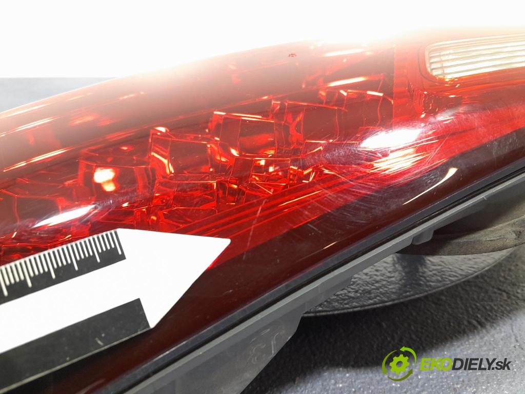 Honda Hr-v 2020 svetlo / reflektor zad Prava: Vnútri: 132-62164