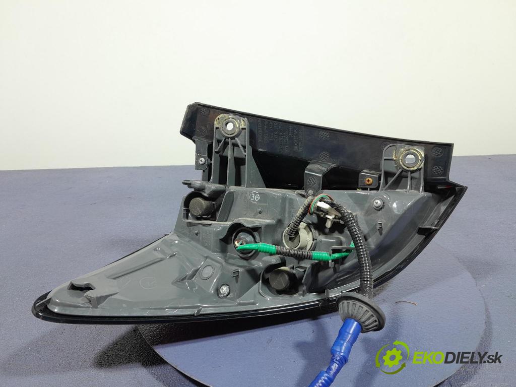 Honda Hr-v 2020 svetlo / reflektor zad Prava: Vonkajsia: 220-18085